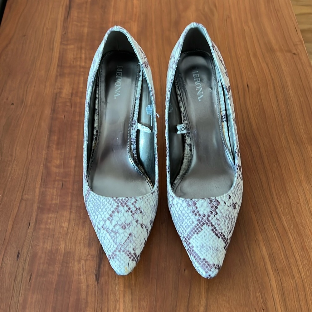 Merona Faux Snakeskin Pumps/Heels Size 7